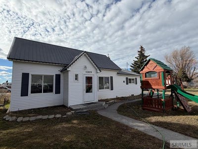 /international/us/10819-37-e-idaho-falls-id-110106677867/