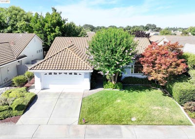 /international/us/4201-rose-creek-rd-roseville-ca-110100809327/