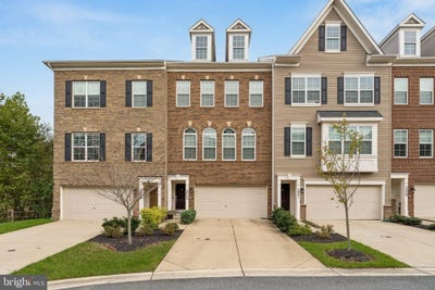 /international/us/3043-mia-lane-upper-marlboro-md-110120756711/