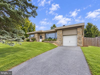 /international/us/705-hedgerow-drive-broomall-pa-110110298512/