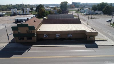 /international/us/226-deer-street-manistique-mi-110087585782/