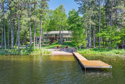 /international/us/2897-cold-water-dr-eagle-river-wi-110108749386/