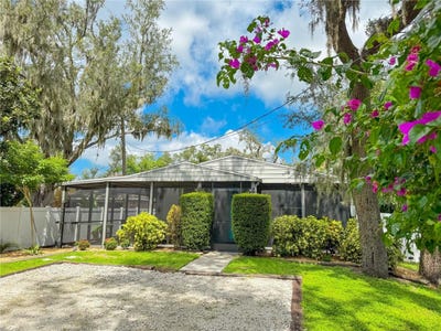 /international/us/2751-72nd-avenue-drive-e-sarasota-fl-110120000732/