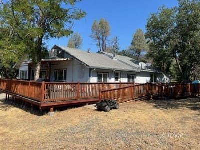 /international/us/411-n-meadow-ln-hayfork-ca-110101075290/