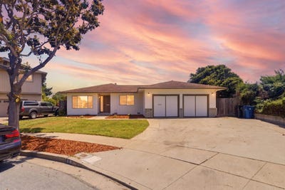 /international/us/10-saint-regis-cir-salinas-ca-110108410767/