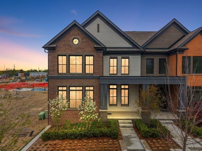 /international/us/107-s-griswold-street-northville-mi-110105426523/