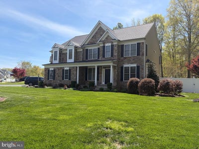 /international/us/4397-chatham-drive-king-george-va-110120109273/