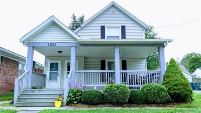 /international/us/1522-campbell-street-cuyahoga-falls-oh-110108343458/