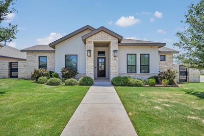 /international/us/319-peregrine-hill-circle-midland-tx-110109033677/