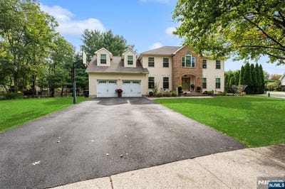 /international/us/96-carol-place-wayne-nj-110110368270/