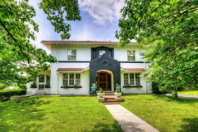 /international/us/2736-e-15th-street-joplin-mo-110108024361/