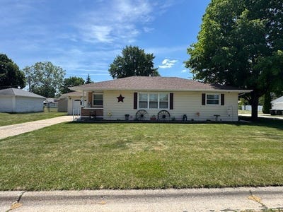 /international/us/915-w-19th-street-sterling-il-110108533031/