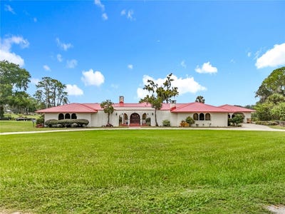 /international/us/16635-county-road-450-umatilla-fl-110102475135/