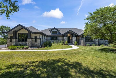 /international/us/26153-w-cuba-road-barrington-il-110109034600/