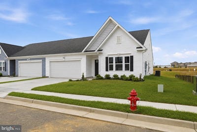 /international/us/267-baker-drive-luray-va-110108716099/