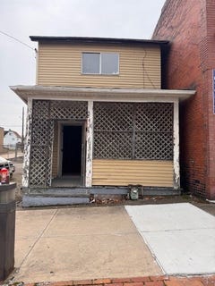 /international/us/519-grant-ave-duquesne-pa-110098452076/?lang=en