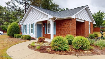 /international/us/1203-wilshire-circle-aberdeen-nc-110107684052/