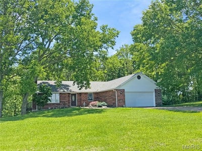 /international/us/4600-hilltop-drive-washington-mo-110108382332/