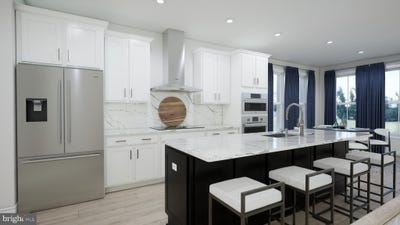 /international/us/2664-river-birch-road-herndon-va-110100211947/