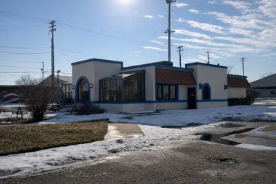 /international/us/3122-s-martin-luther-king-junior-boulevard-lansing-mi-110105777627/