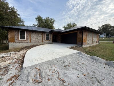 /international/us/613-e-main-street-humansville-mo-110102310303/