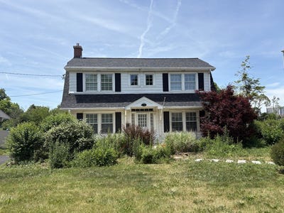 /international/us/718-s-naperville-road-wheaton-il-110108537331/