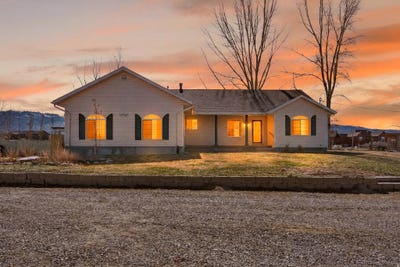 /international/us/598-e-900-n-spring-city-ut-110106314347/