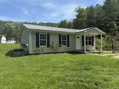 /international/us/48-crescent-road-manchester-ky-110109163195/