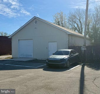 /international/us/3220-old-washington-road-waldorf-md-110101051528/