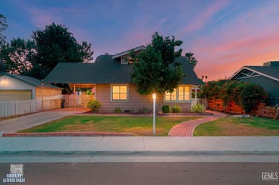 /international/us/2004-verde-street-bakersfield-ca-110108387753/