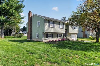 /international/us/22-robidoux-drive-plainville-ct-110107728054/