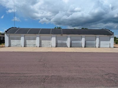 /international/us/301-2nd-street-nw-wells-mn-110108886660/