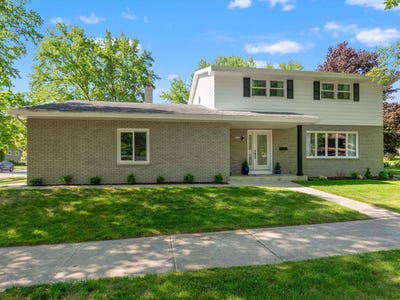 /international/us/3107-cherokee-dr-sheboygan-wi-110108550429/