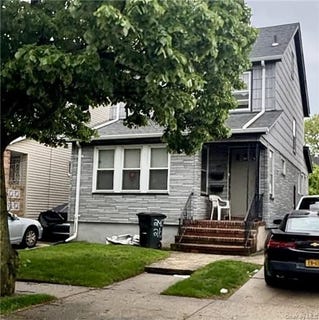 /international/us/240-26-caney-road-rosedale-ny-110108259792/