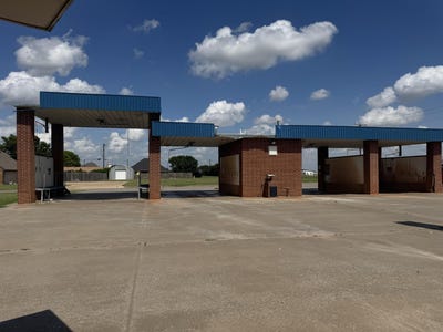 /international/us/102-oak-okeene-ok-110101037918/