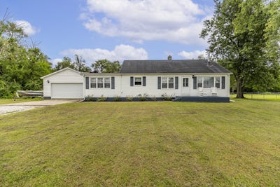 /international/us/409-w-division-road-demotte-in-110109903198/