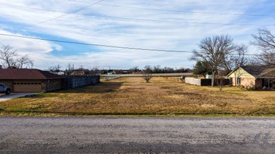 /international/us/439-wolf-run-court-lavon-tx-110104610955/