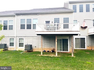 /international/us/2810-union-square-road-new-windsor-md-110099773248/