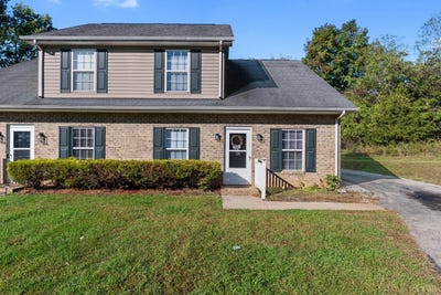 /international/us/1505-cassell-lane-bedford-va-110120758086/