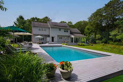 /international/us/97-spring-close-hwy-east-hampton-ny-110105096753/