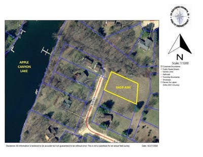/international/us/9a59-ash-court-apple-river-il-110106034578/