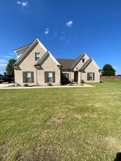 /international/us/208-delta-pointe-crawfordsville-ar-110108874618/