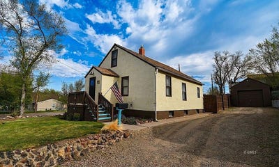 /international/us/513-e-barry-st-glendive-mt-110108413498/