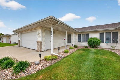 /international/us/2031-pinewood-road-se-rochester-mn-110108237056/