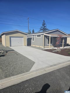 /international/us/881-n-iris-sequim-wa-110102720142/