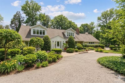 /international/us/1-the-brae-woodbury-ny-110106556686/