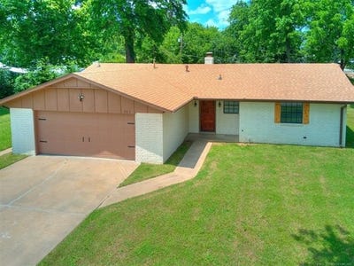 /international/us/703-ne-8th-street-wagoner-ok-110099826907/