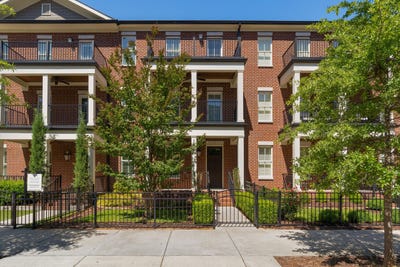 /international/us/247-walnut-street-chattanooga-tn-110108064098/