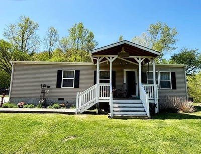 /international/us/4597-north-hwy-3-louisa-ky-110108259596/