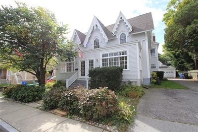 /international/us/2-summer-street-newport-ri-110107799823/